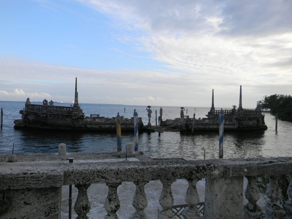 Vizcaya. Stone Barge